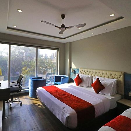 The Ivy Grand Hotel In City Centre With Free Secured Parking Neu-Delhi Exterior foto