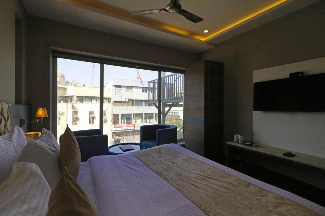 The Ivy Grand Hotel In City Centre With Free Secured Parking Neu-Delhi Exterior foto