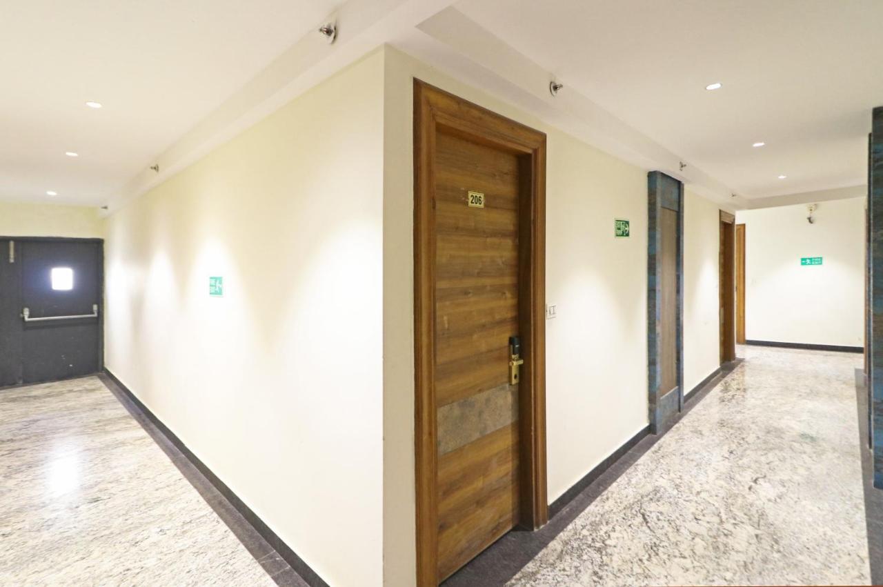 The Ivy Grand Hotel In City Centre With Free Secured Parking Neu-Delhi Exterior foto