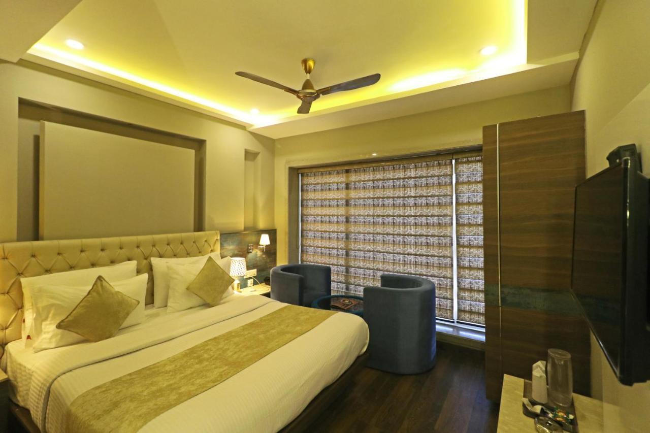 The Ivy Grand Hotel In City Centre With Free Secured Parking Neu-Delhi Exterior foto