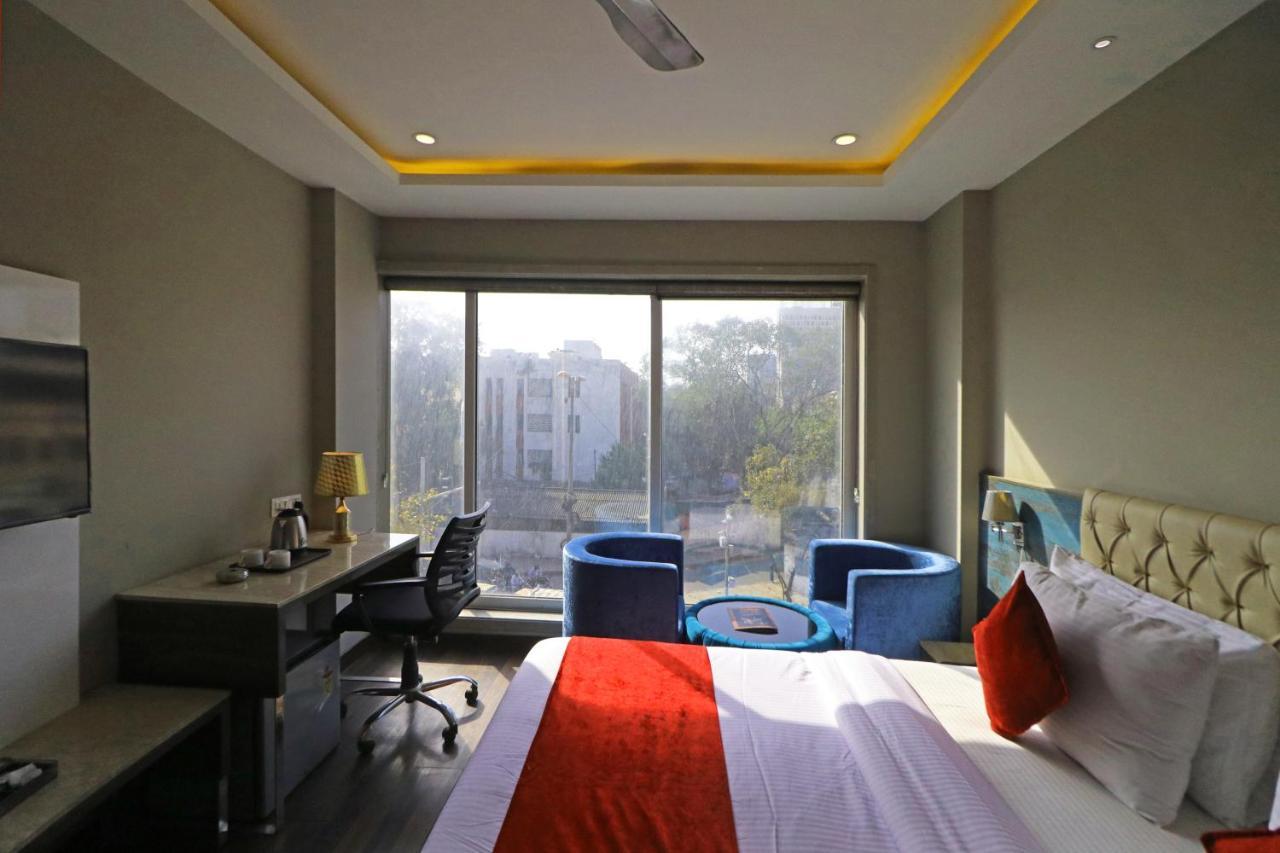 The Ivy Grand Hotel In City Centre With Free Secured Parking Neu-Delhi Exterior foto