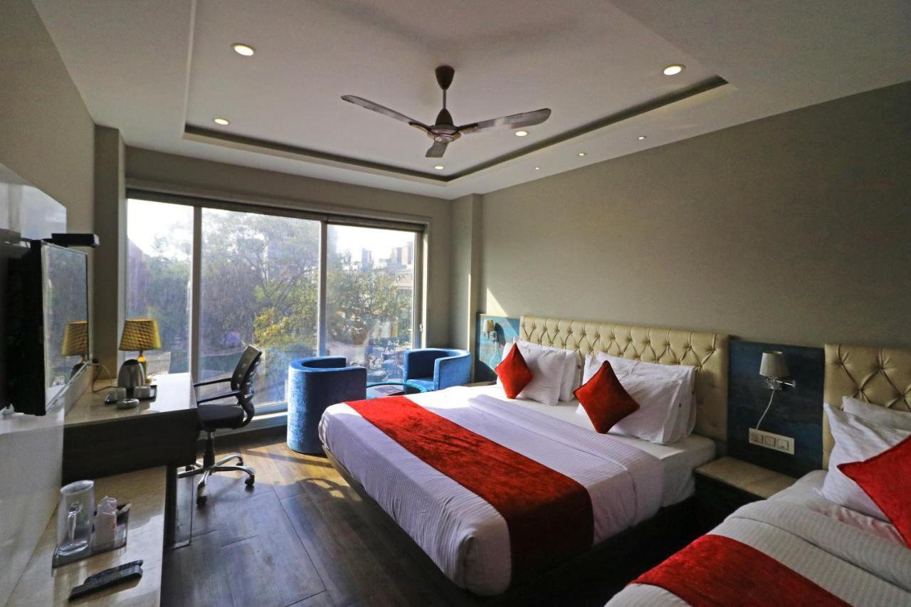 The Ivy Grand Hotel In City Centre With Free Secured Parking Neu-Delhi Exterior foto